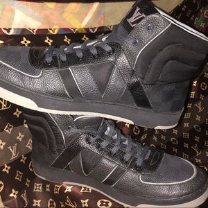 Louis Vuitton men’s graphite high tops. Size 8 men